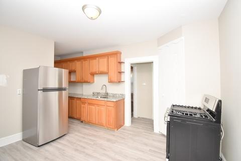34 Rutledge Ave, Springfield, MA 01105 photo 2
