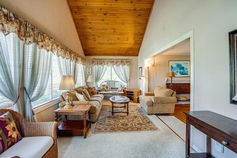 19 Aspinwall Rd, Braintree, MA 02184 photo 3