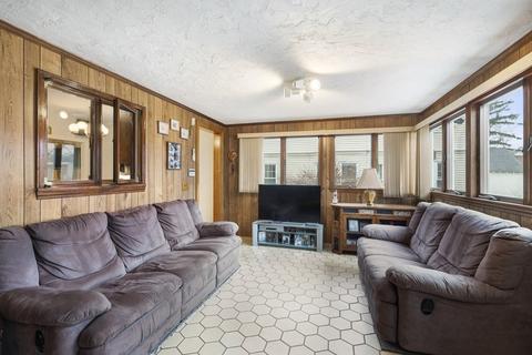350 High St, Dedham, MA 02026 photo 2