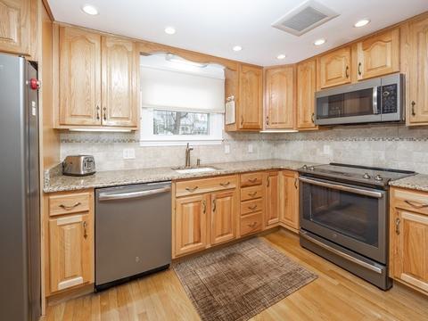 147 Parker Rd, Needham, MA 02492 photo 9