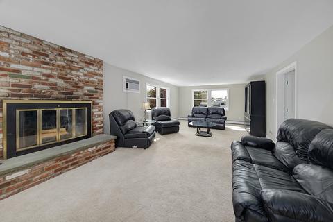 39 Prince St, Danvers, MA 01923 photo 11