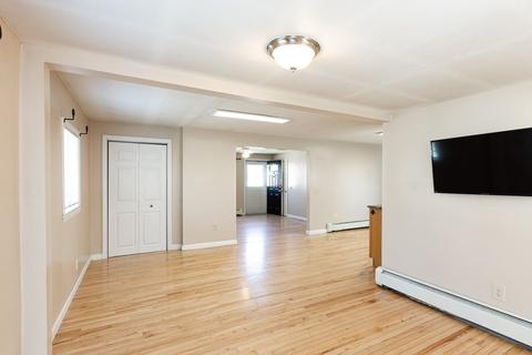 76 Fearing St, Wareham, MA 02532 photo 5