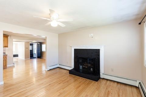 76 Fearing St, Wareham, MA 02532 photo 3