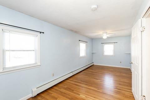 76 Fearing St, Wareham, MA 02532 photo 11