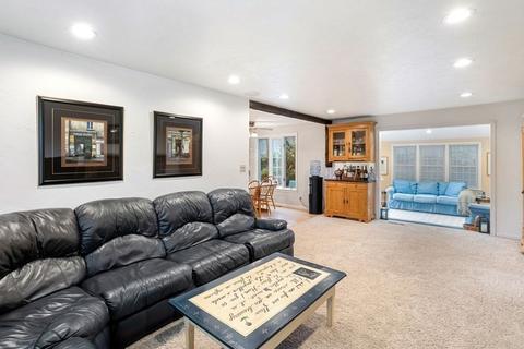 19 Washington Dr, Acton, MA 01720 photo 13