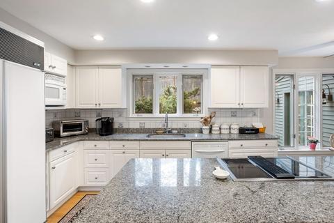 19 Washington Dr, Acton, MA 01720 photo 5