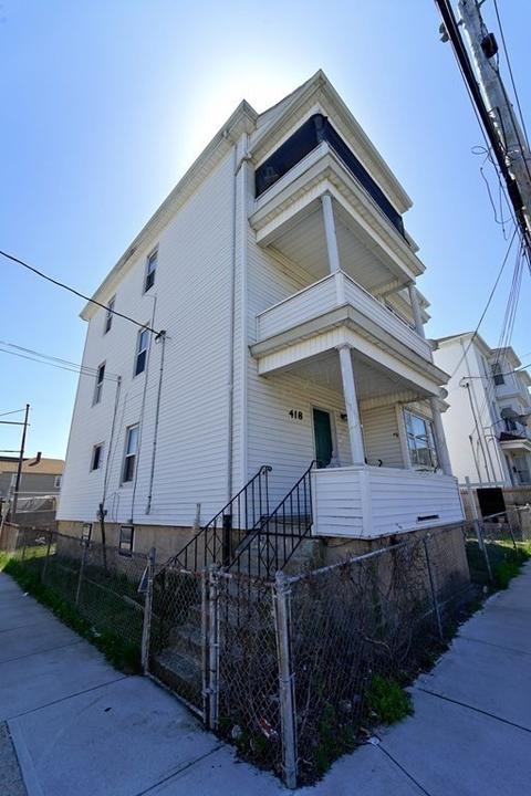 418 Montaup St, Fall River, MA 02724 photo 2