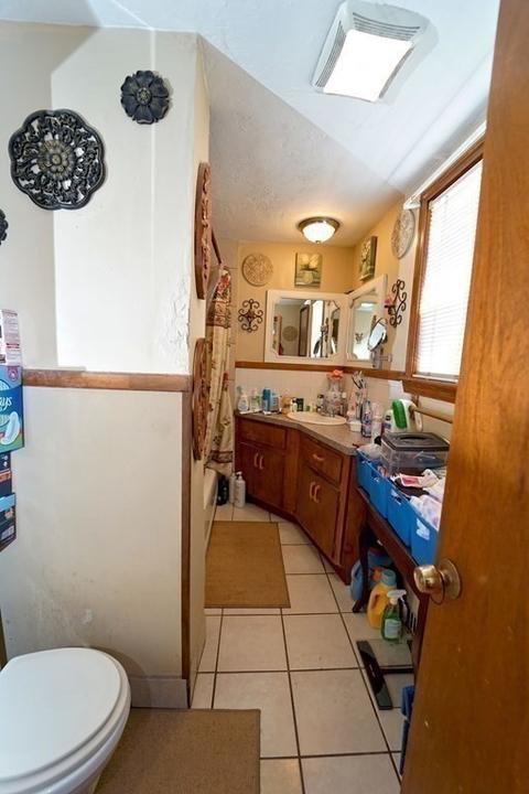 418 Montaup St, Fall River, MA 02724 photo 5