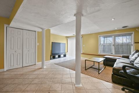 23 Johnson St # -b, Worcester, MA 01604 photo 18