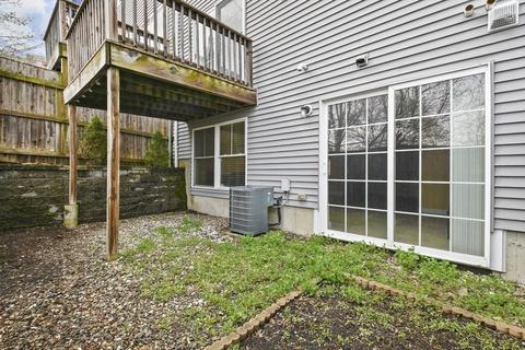23 Johnson St # -b, Worcester, MA 01604 photo 33