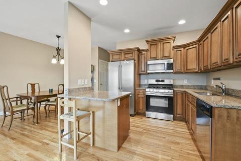23 Johnson St # -b, Worcester, MA 01604 photo 9