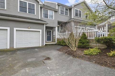 23 Johnson St # -b, Worcester, MA 01604 photo 3