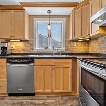 9 Rowena St, Worcester, MA 01606 photo 13