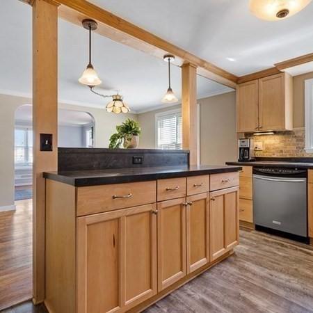 9 Rowena St, Worcester, MA 01606 photo 12