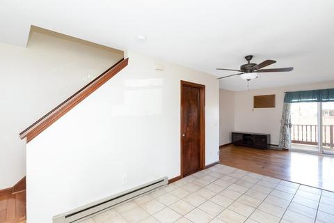 343 Chicopee St #6, Chicopee, MA 01013 photo 5