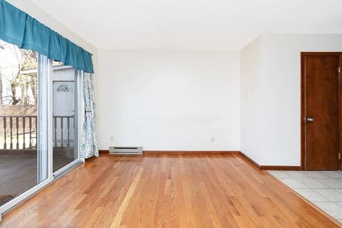 343 Chicopee St #6, Chicopee, MA 01013 photo 8