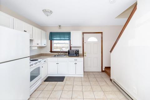 343 Chicopee St #6, Chicopee, MA 01013 photo 2