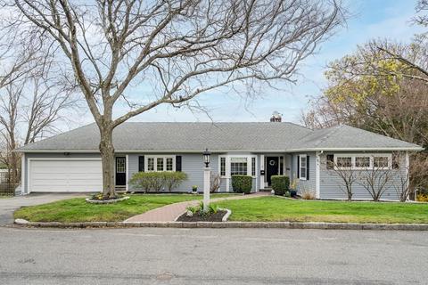 12 Old Middlesex Path, Arlington, MA 02474 photo 1