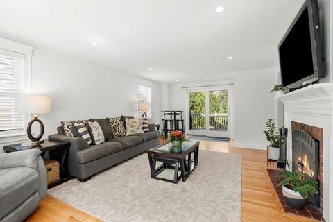 9 Muriel Rd, Swampscott, MA 01907 photo 4
