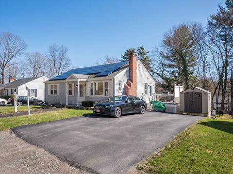 3 Esper Ave, Worcester, MA 01602 photo 2