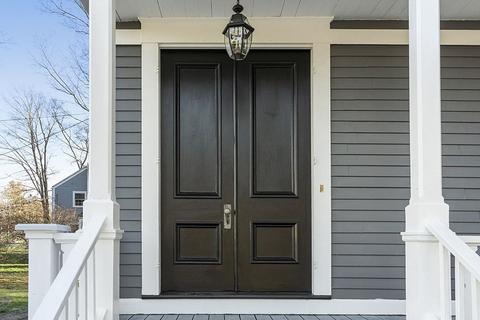 918 Main St, Lancaster, MA 01523 photo 2