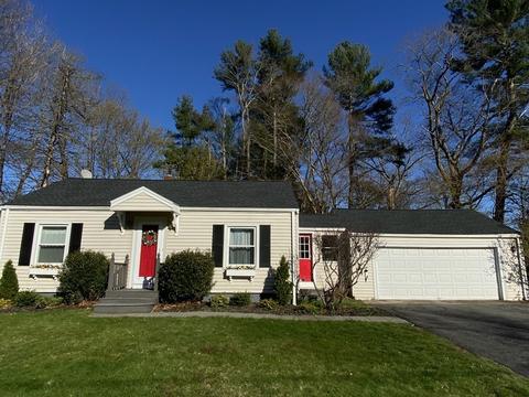 17 Charles St, Raynham, MA 02767 photo 1