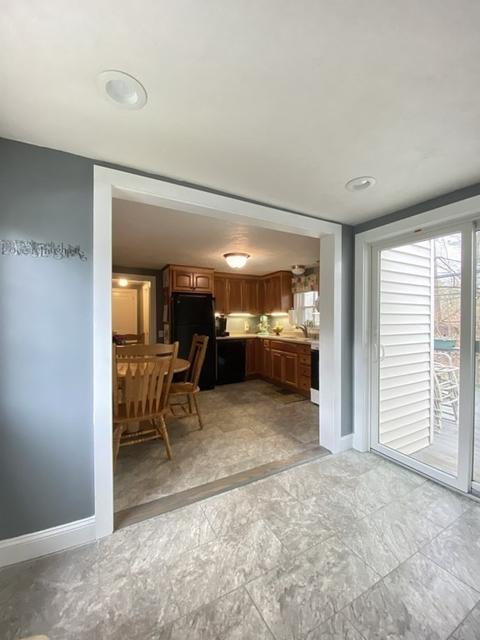 17 Charles St, Raynham, MA 02767 photo 6
