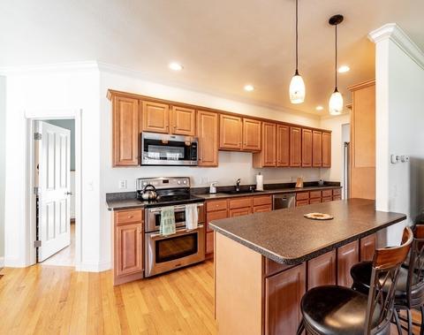 142 Holyoke St, Easthampton, MA 01027 photo 8
