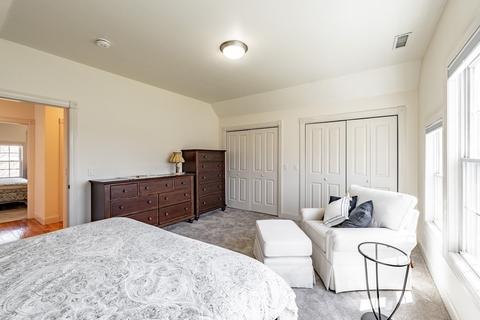 142 Holyoke St, Easthampton, MA 01027 photo 28