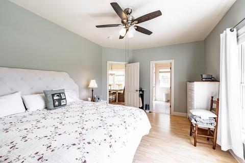 142 Holyoke St, Easthampton, MA 01027 photo 15