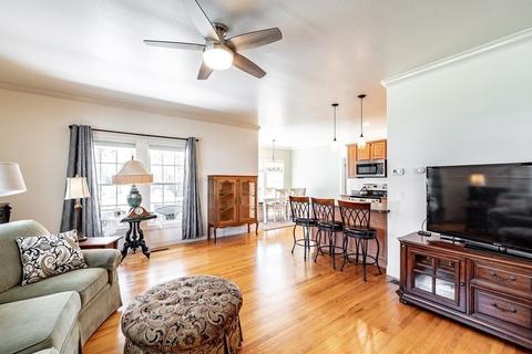 142 Holyoke St, Easthampton, MA 01027 photo 5