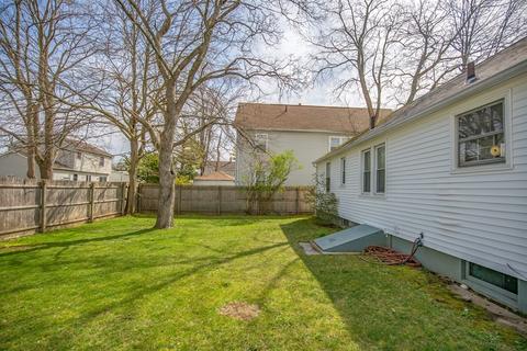 402 Goodwin St, Springfield, MA 01151 photo 27