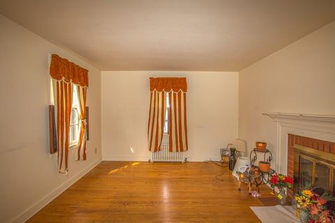 402 Goodwin St, Springfield, MA 01151 photo 14