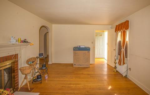402 Goodwin St, Springfield, MA 01151 photo 15