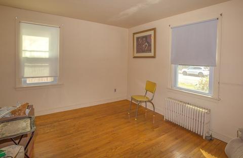 402 Goodwin St, Springfield, MA 01151 photo 21