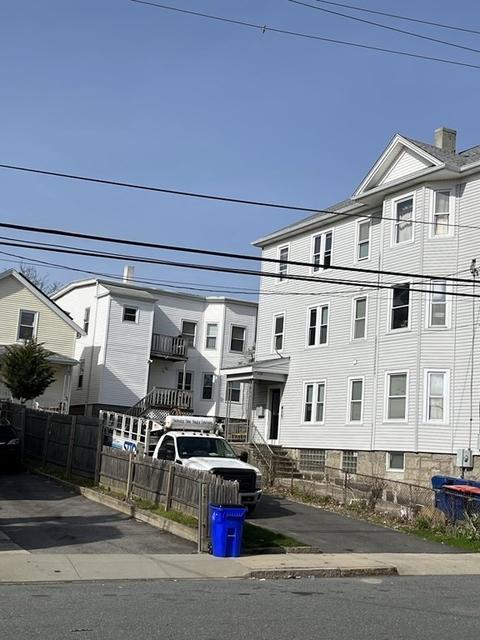 456 County St, Fall River, MA 02723 photo 2