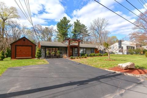 7 Scott Dr, Framingham, MA 01701 photo 2