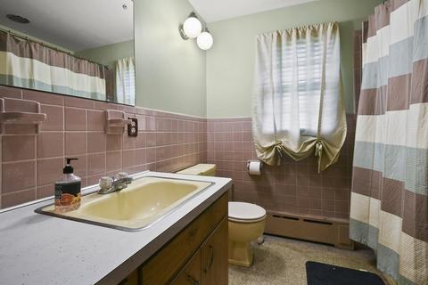 122 Orient St, Worcester, MA 01604 photo 14