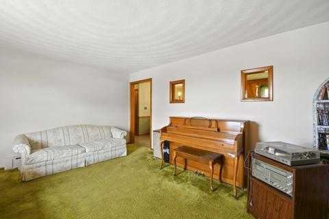 122 Orient St, Worcester, MA 01604 photo 4