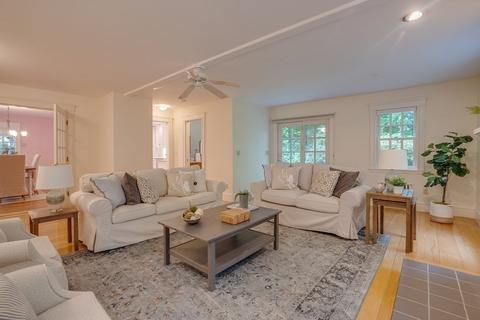 524 Pearl St, Reading, MA 01867 photo 11