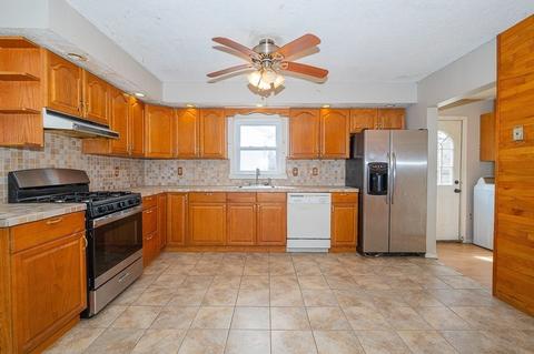 7 Alameda Rd, Worcester, MA 01604 photo 2