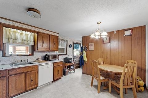 59 Greendale Ave, Worcester, MA 01606 photo 8