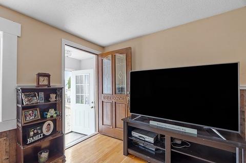 59 Greendale Ave, Worcester, MA 01606 photo 4