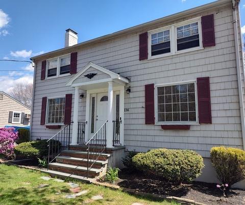136 Willow, Reading, MA 01867 photo 4
