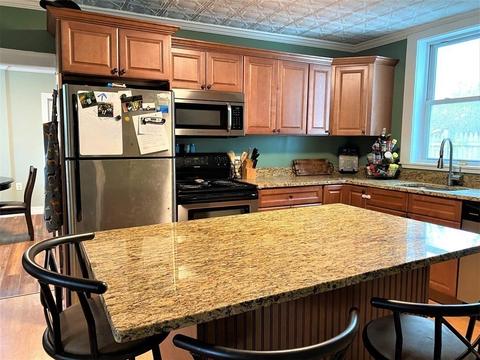30 Church St, Ware, MA 01082 photo 7