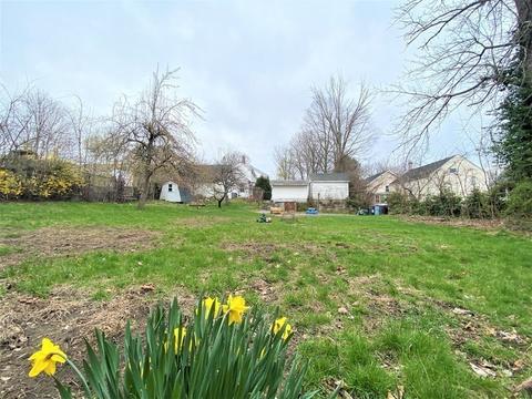 30 Church St, Ware, MA 01082 photo 3