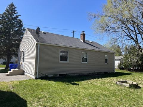 115 Denwall Dr, Springfield, MA 01119 photo 4