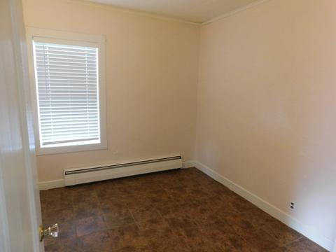 93 Almy St, Fall River, MA 02720 photo 14