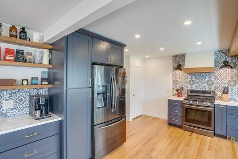 32 Boulevard Rd, Dedham, MA 02026 photo 6