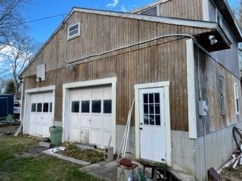11 Mayflower Ave, Wareham, MA 02571 photo 2